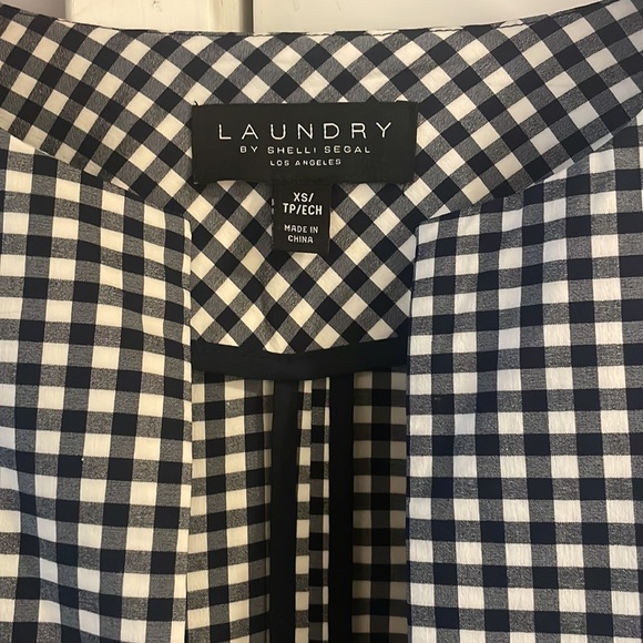 Laundry by Shelli Segal gingham blazer jacket with bell sleeves. - Picture 2 of 3